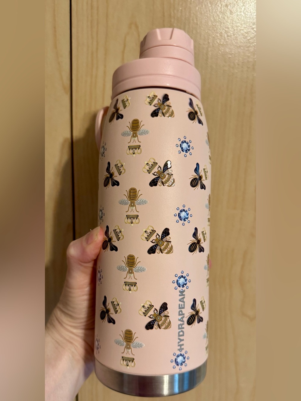 Queen Bee Bottle 32 oz. - Picture 12 of 15